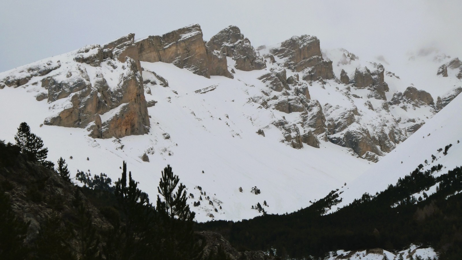 J3 entrée de la Combe de la Cluse