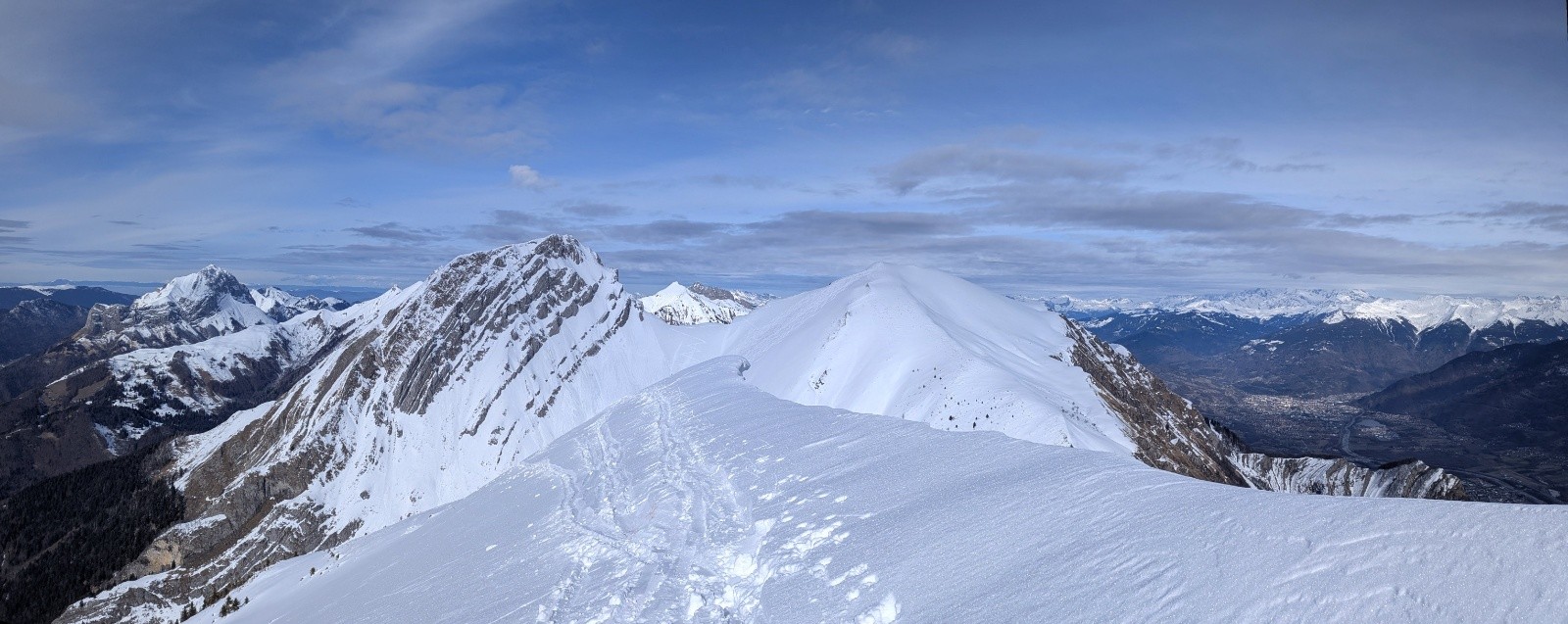 Armenaz depuis Arces