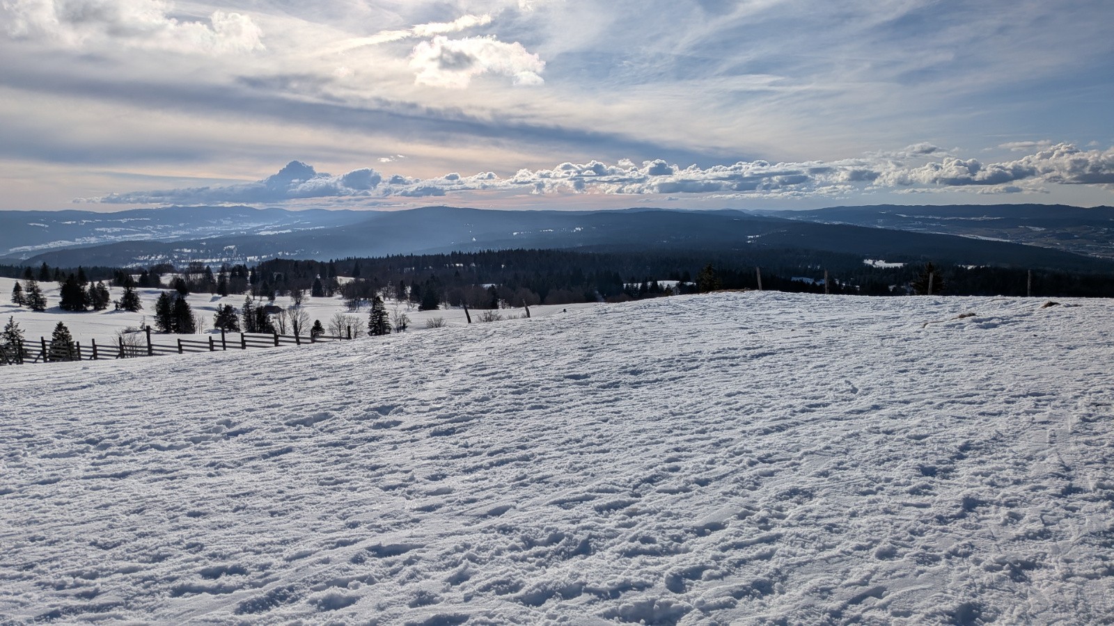 vers l'Ouest du Mont d'Or (point 1462)&nbsp;