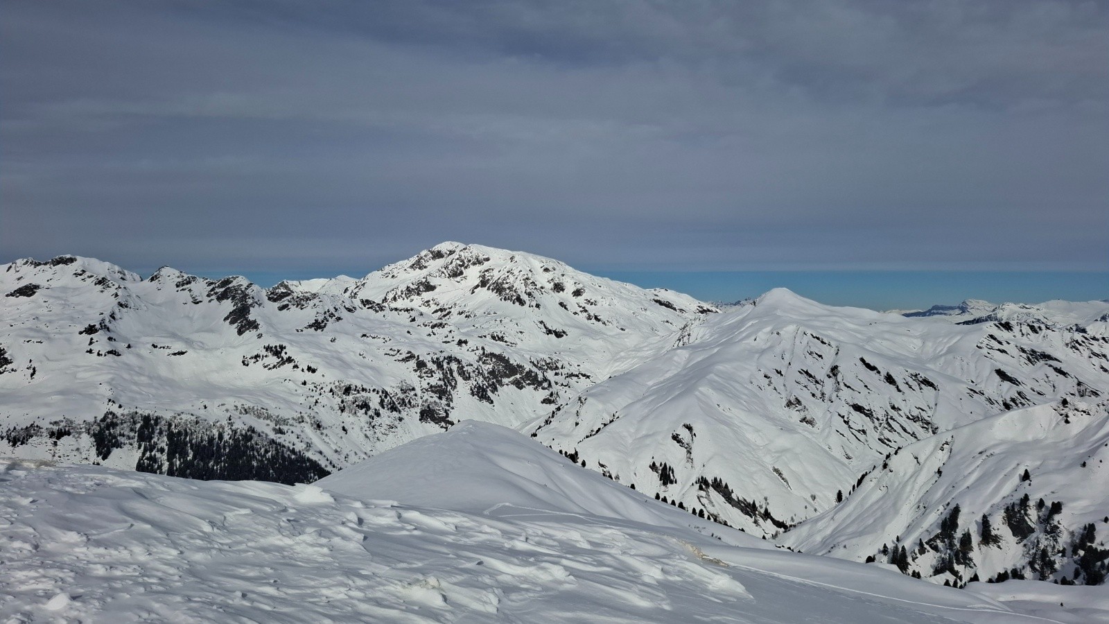 &nbsp;Vue du sommet Grand Mont