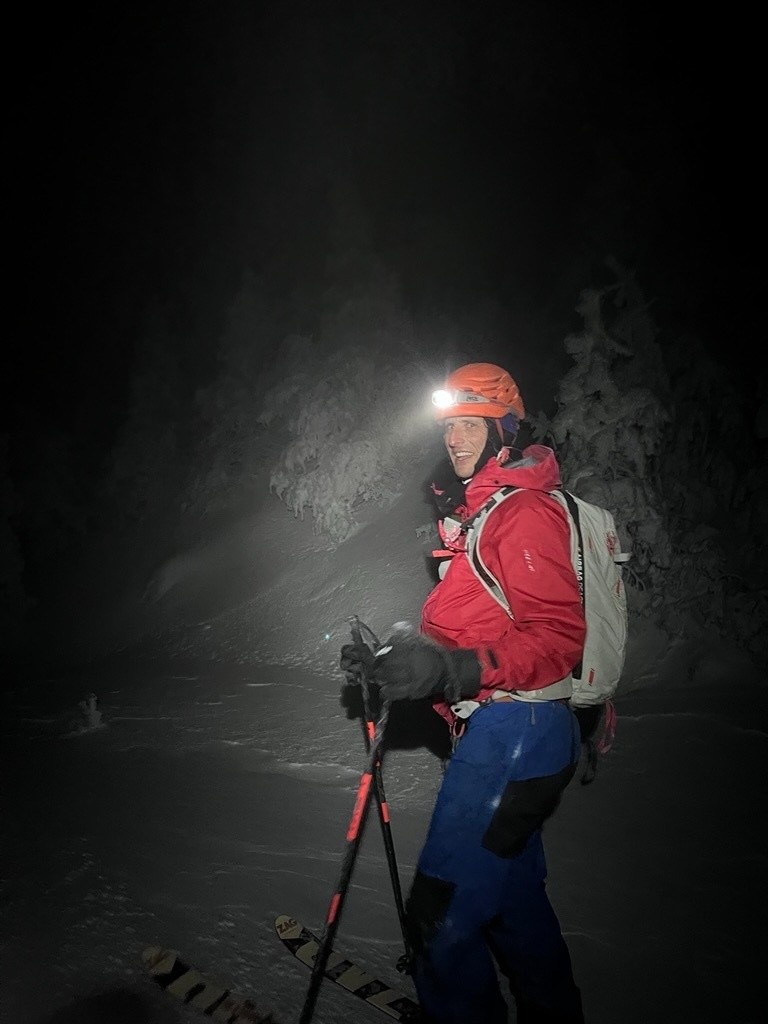 #5 Slalom nocturne entre sapins gelés Slalom nocturne entre sapins gelés