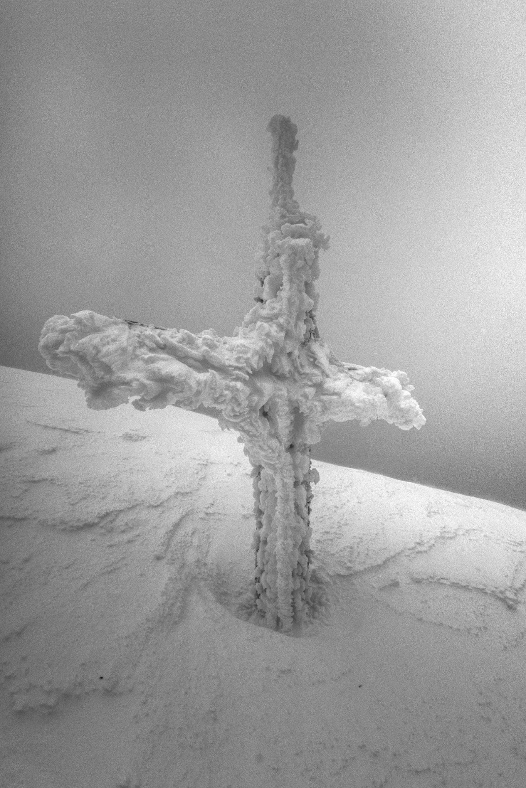 Croix du sommet Est&nbsp;