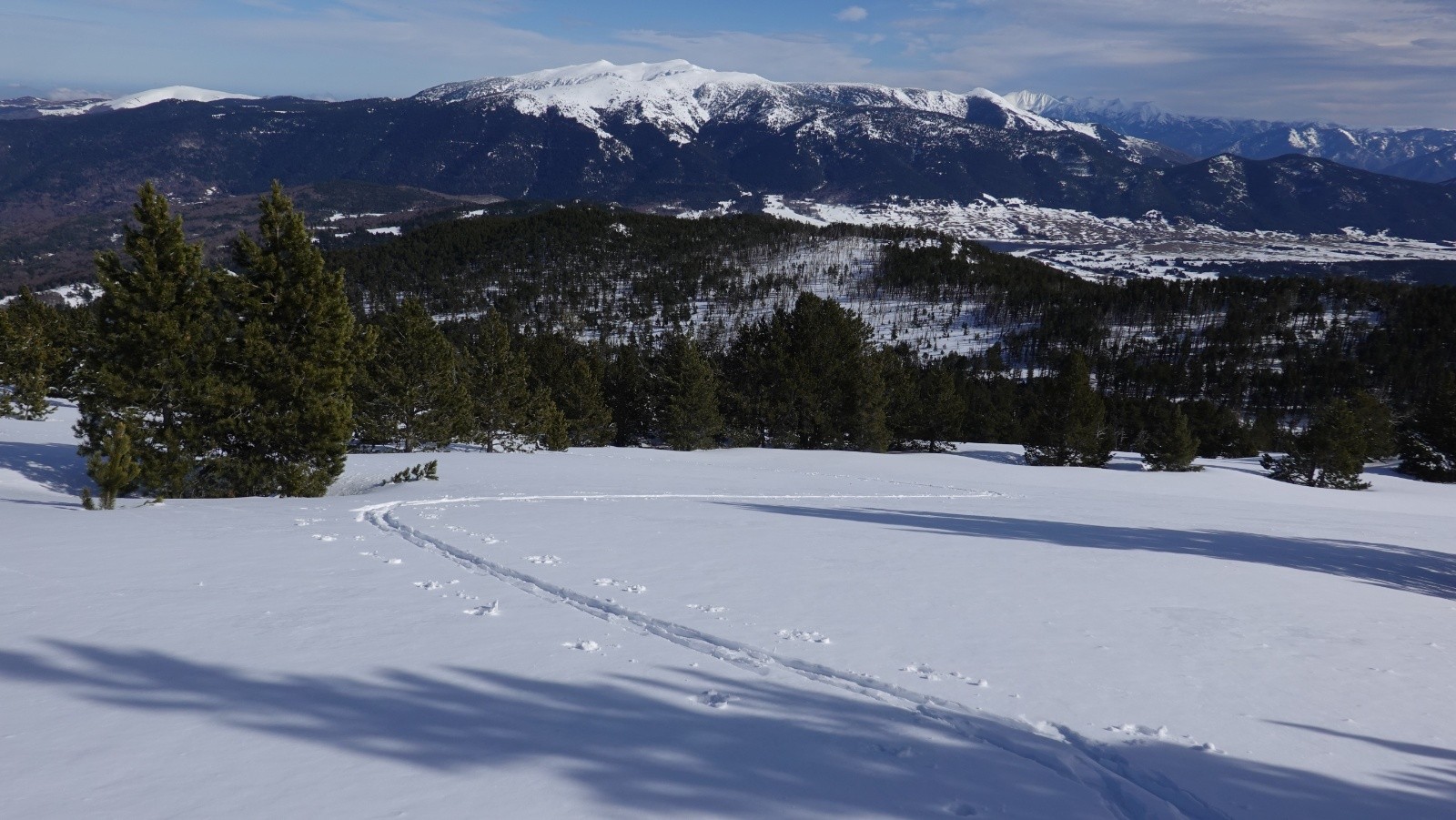 Trace sur fond de Madres