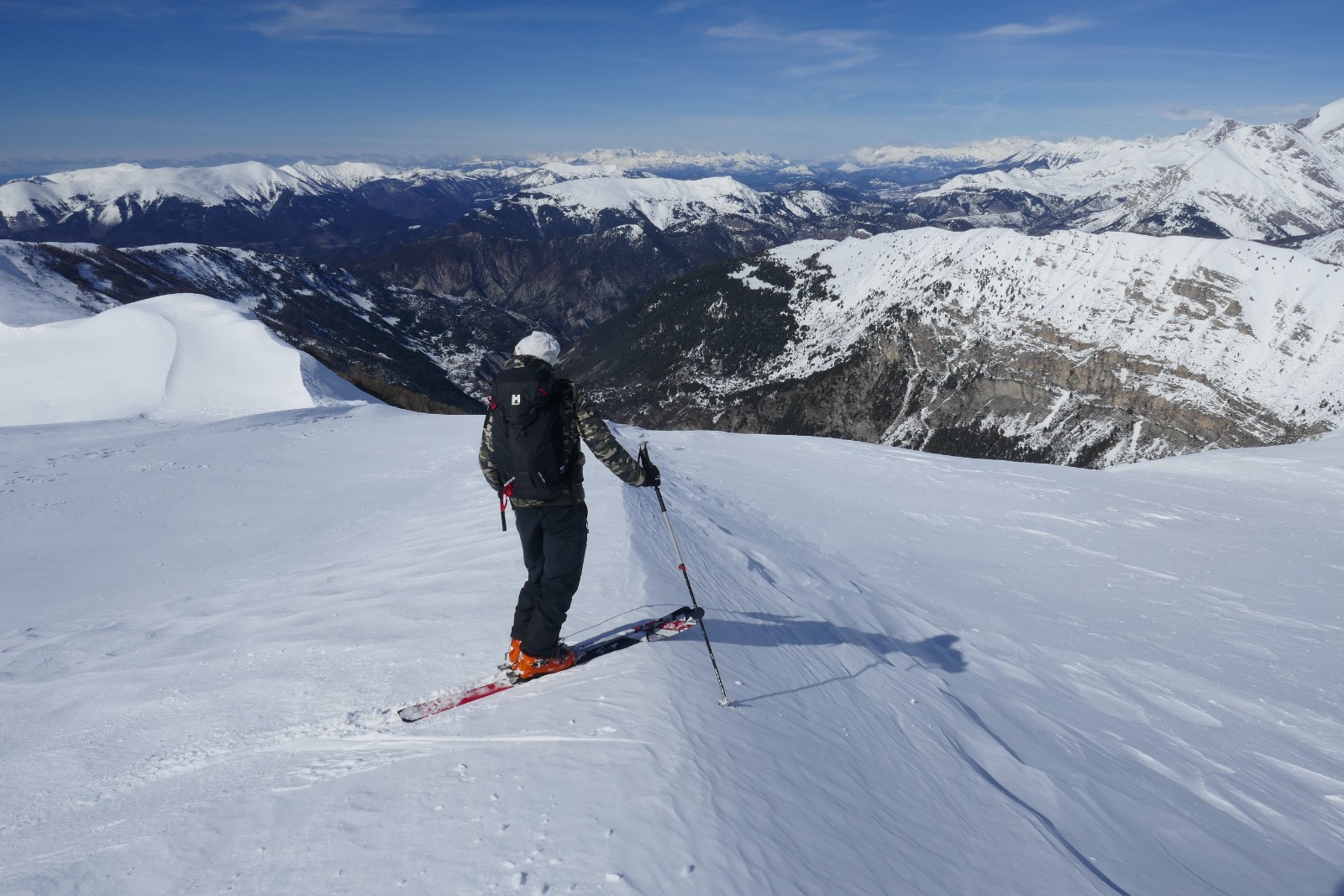 Cyril contemple la vue&nbsp; 