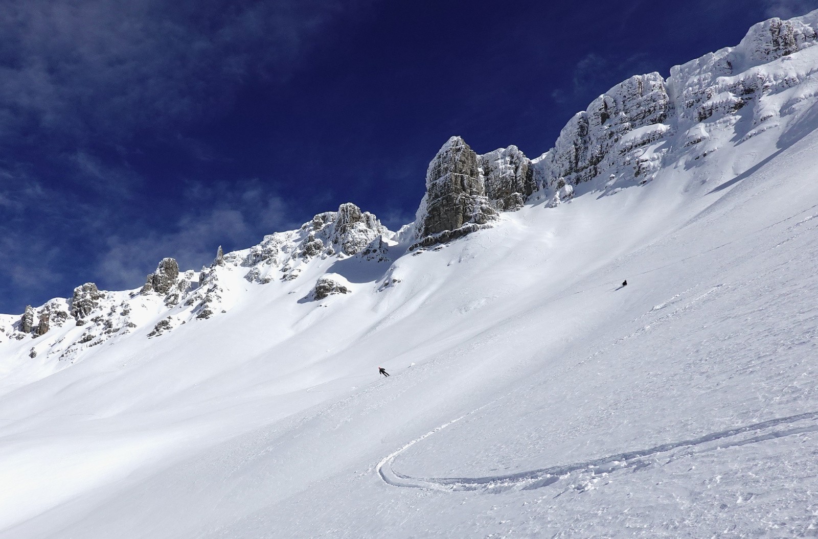 Les grandes pentes de Coste Belle, sous le sommet des Monges&nbsp;