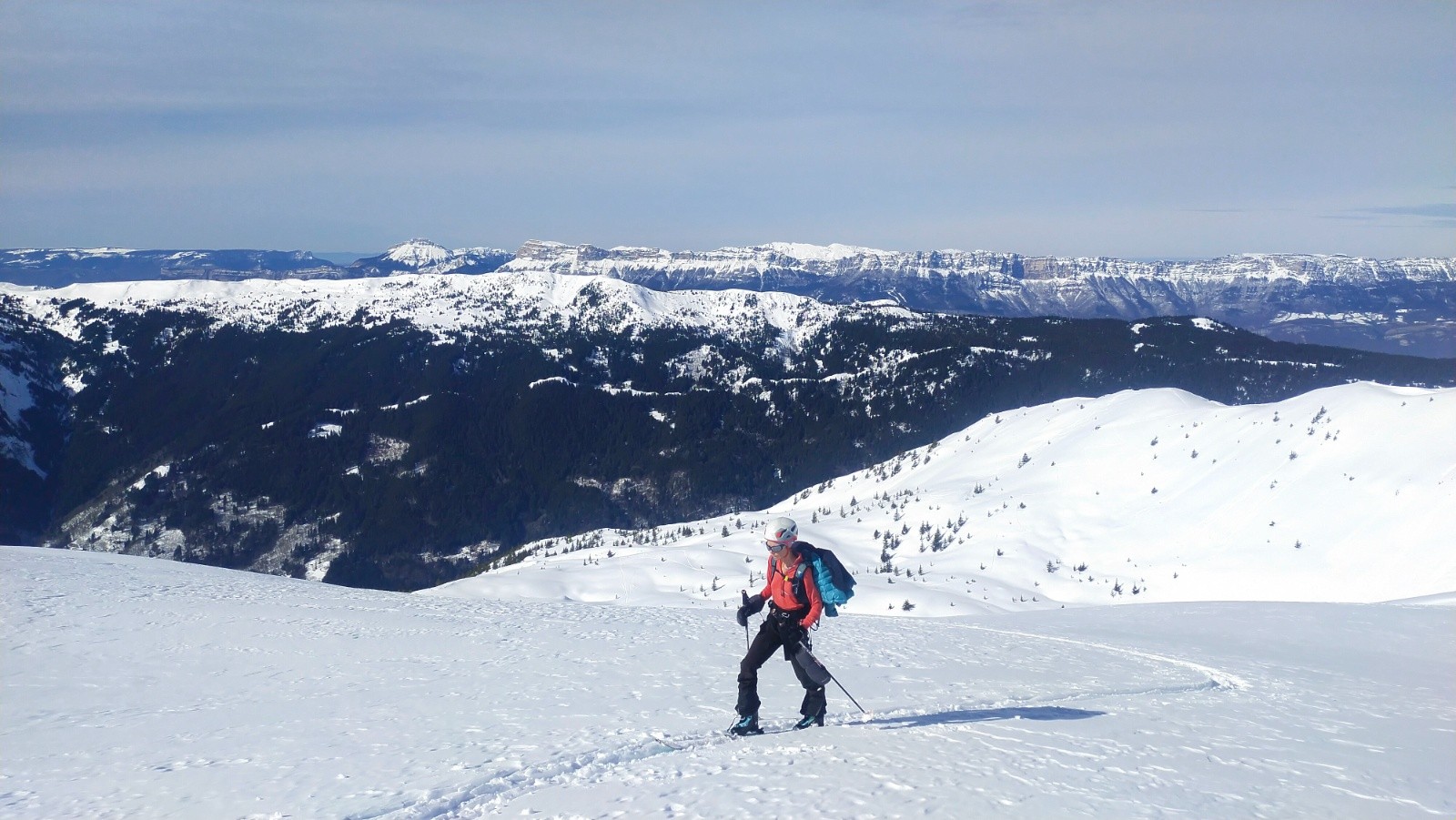 &nbsp;Lucie sous fond de Chartreuse&nbsp;