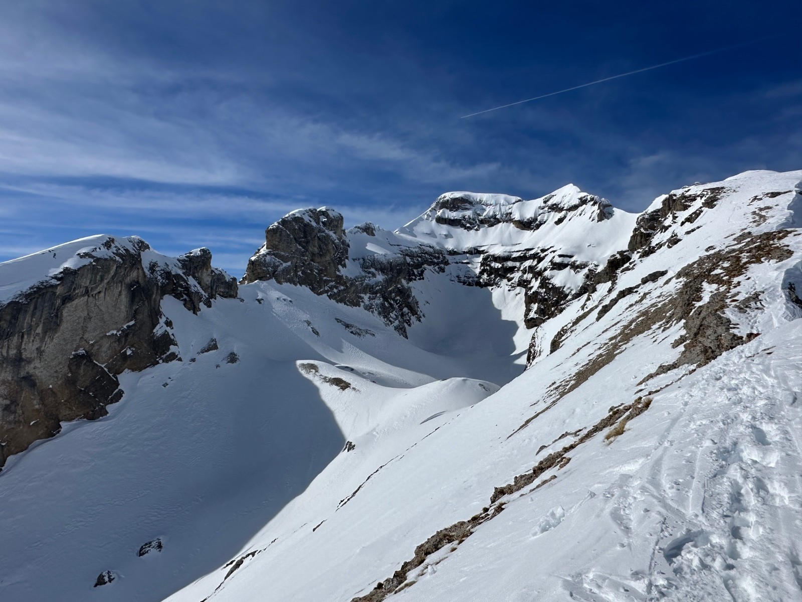 Vallon du Grand Villard. Au fond le Chouroum Olympique.