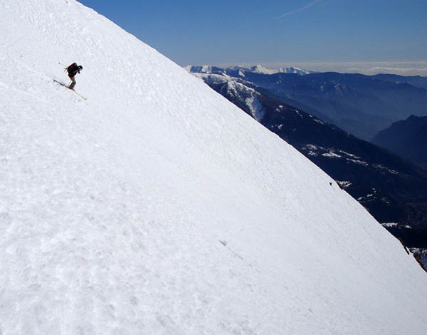 Descente : Une belle pente pour commencer la descente...