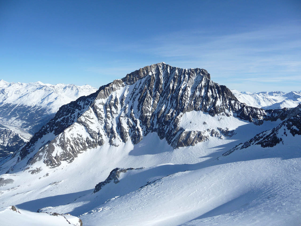 La Dent Parrachée (3697 m) : L'impressionnant versant NW