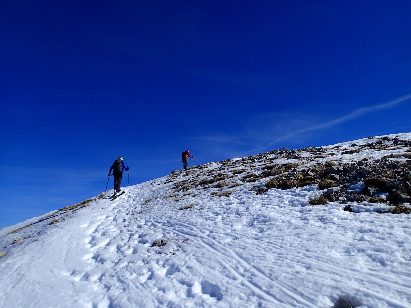 Le sommet tout proche ...