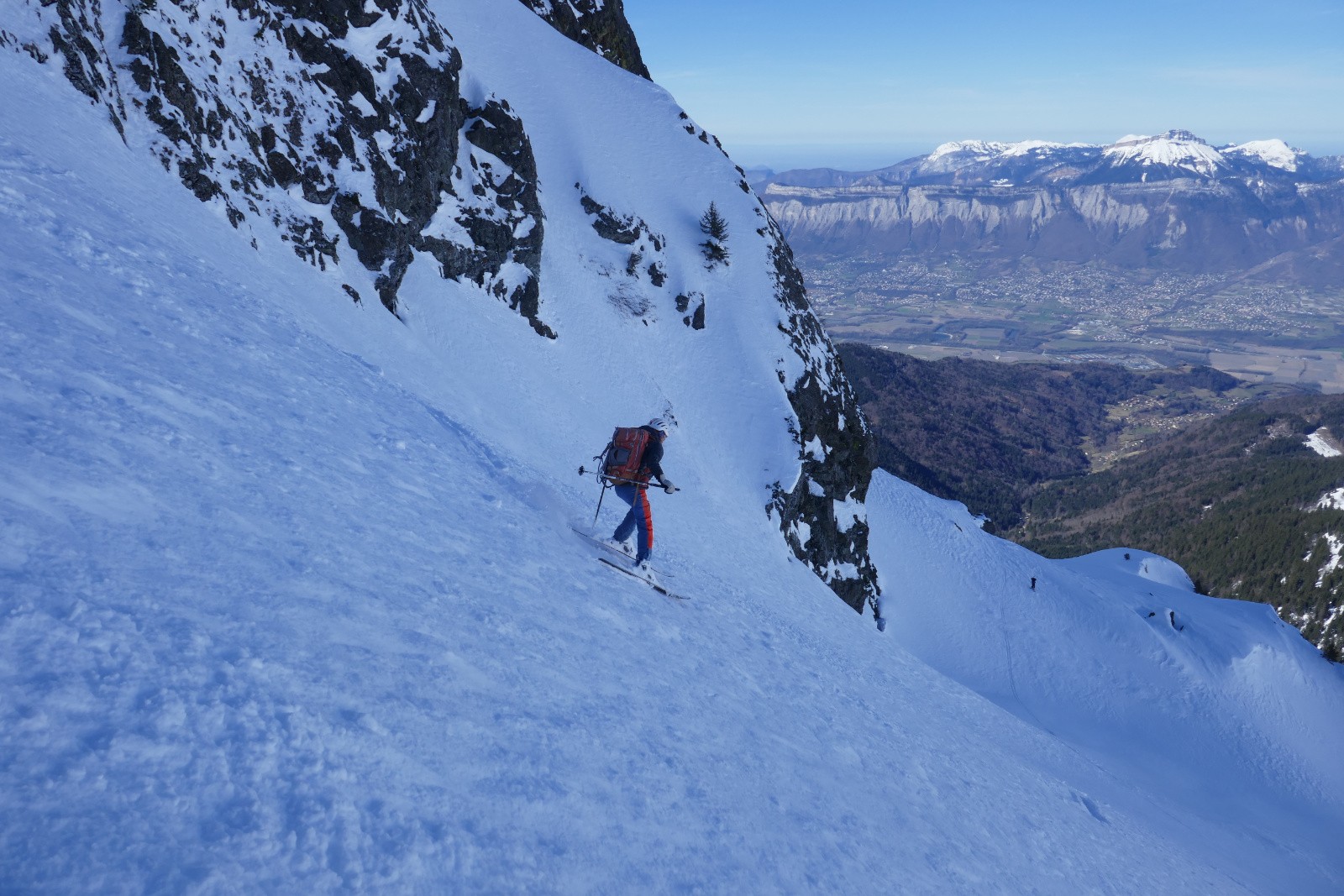 Glad' va le chercher :) 