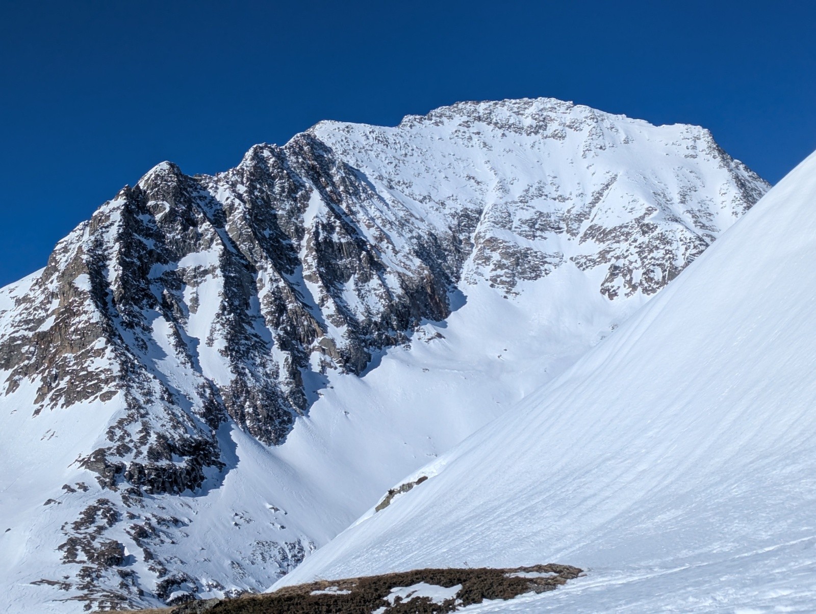 Belle vue le matin sur le pointe de l'échelle&nbsp;