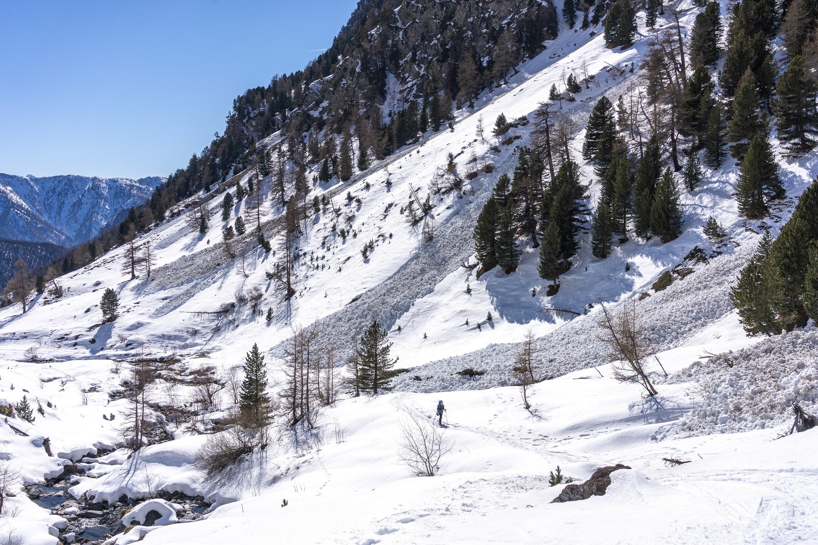 #12 Coulées du fond du vallon Coulées du fond du vallon