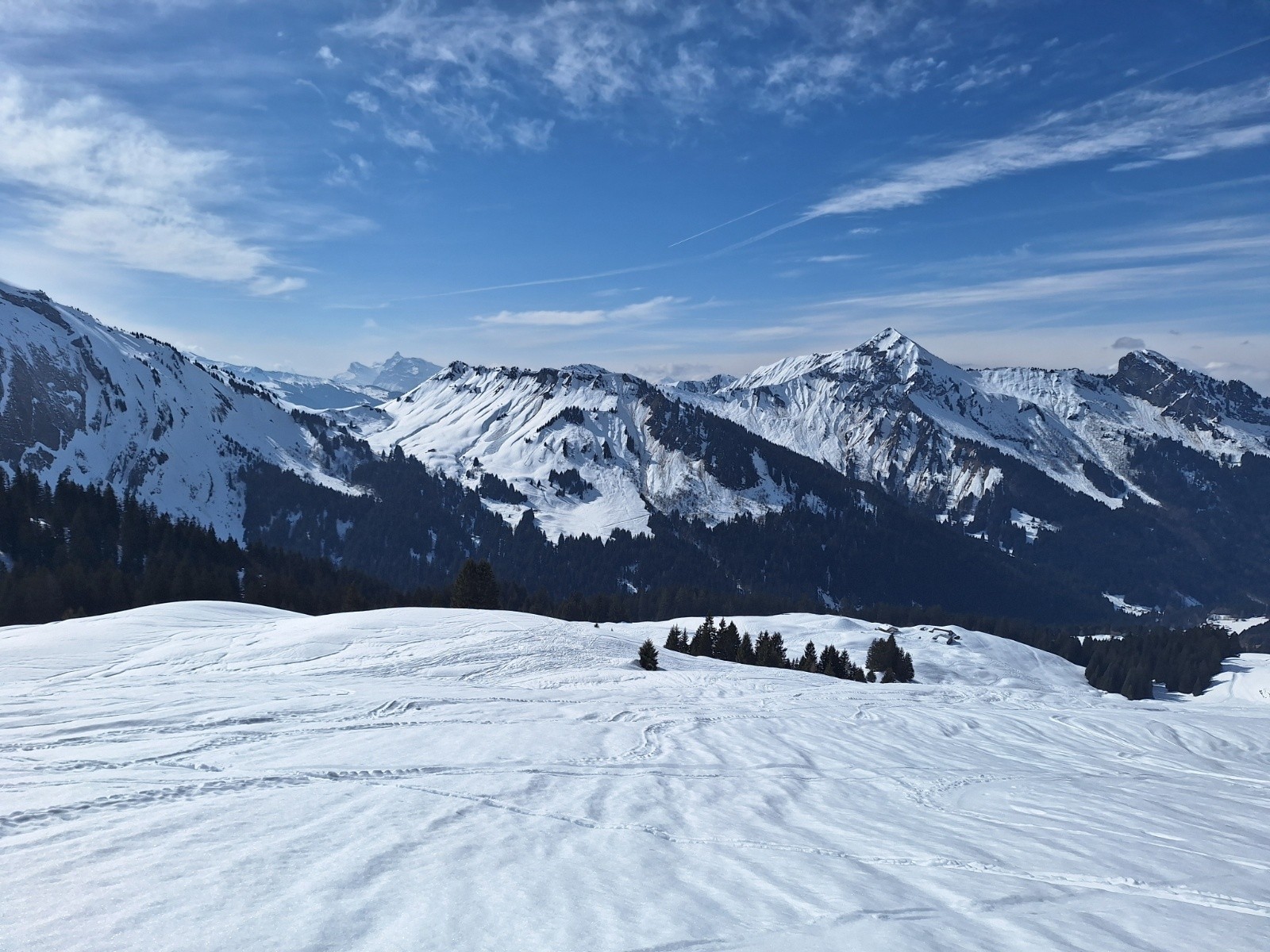 Vue sur la Golèse, la suite du programme, depuis la combe sous la Berte