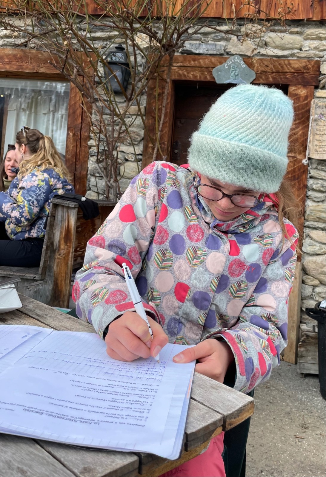 #16 Faire ses devoirs face au Bellacha, pauvre enfant… Faire ses devoirs face au Bellacha, pauvre enfant…