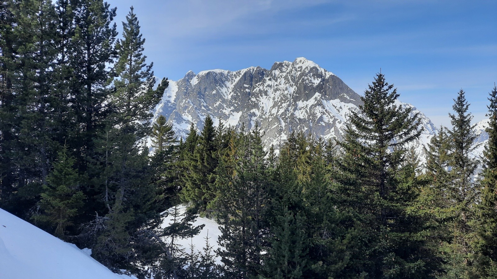 #2 Grand Armet Grand Armet