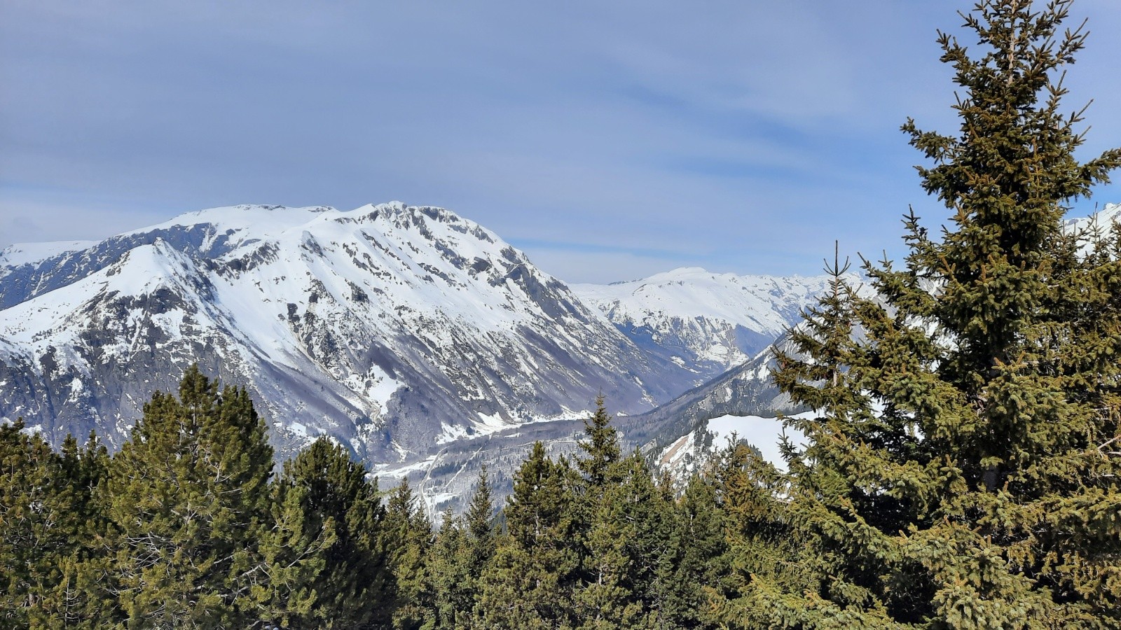 #4 Grand Galbert au loin Grand Galbert au loin