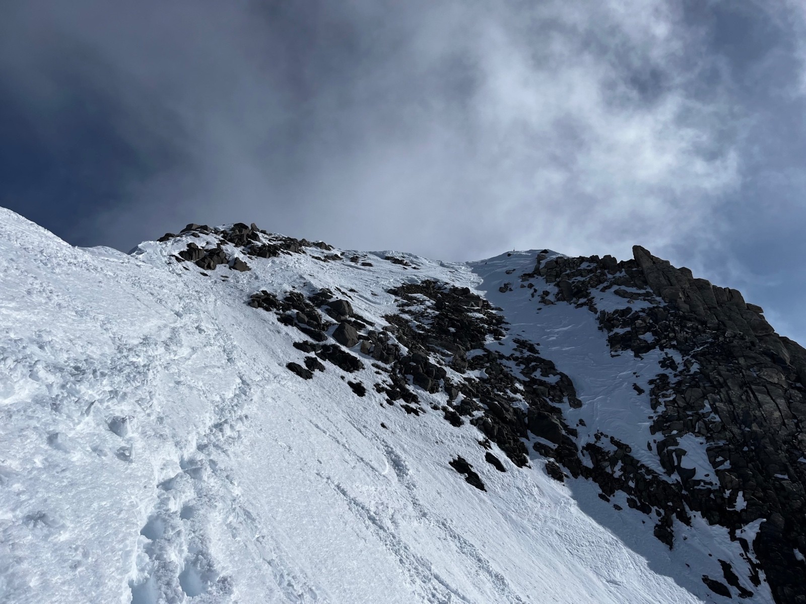 Le haut passe contre bien.&nbsp;