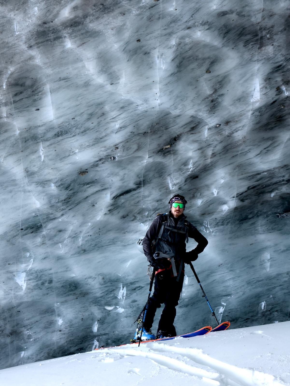 Jean-Yves dans la grotte glaciere&nbsp;