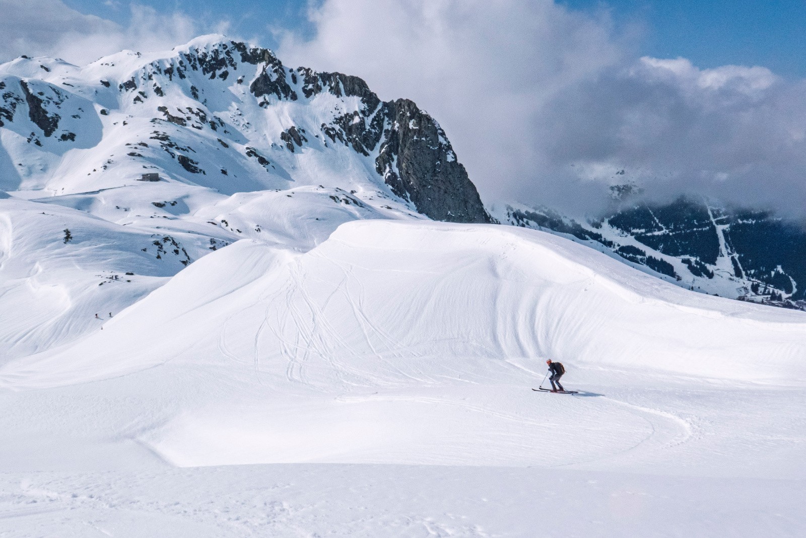 #13 Moquette en W/SW Moquette en W/SW