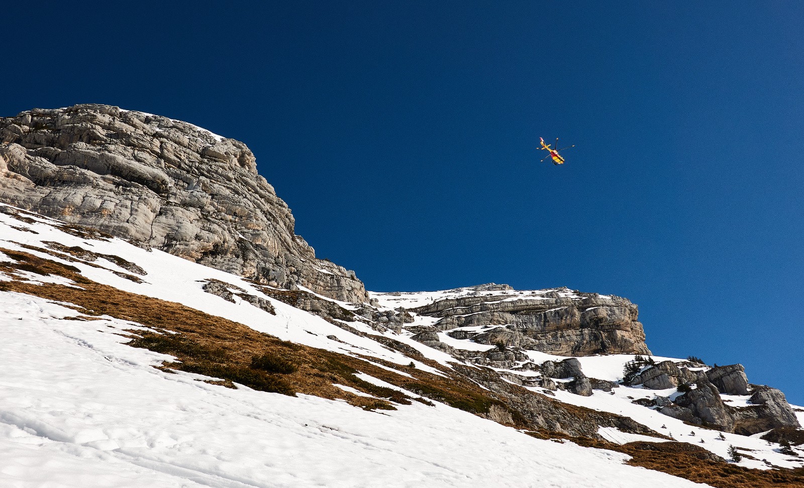 Un passage d'hélico pour contrôle visuel je présume...
