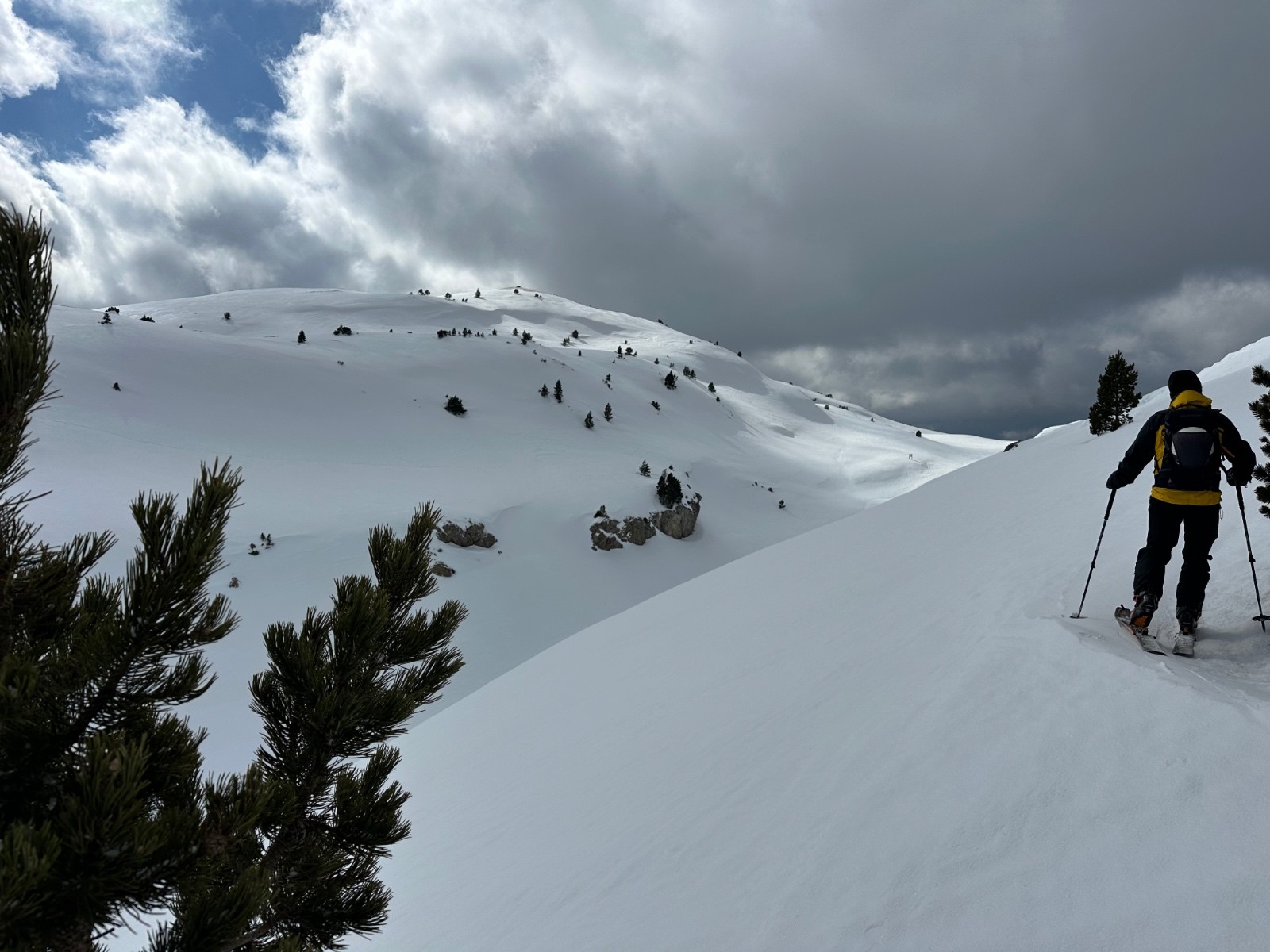 Montée vers le Rocher du Prayet