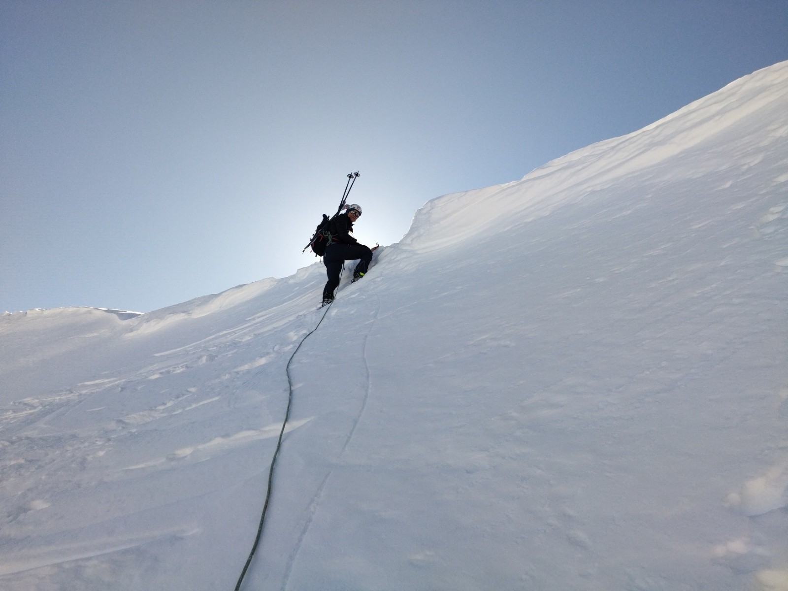 On entame la descente vers la brèche&nbsp;