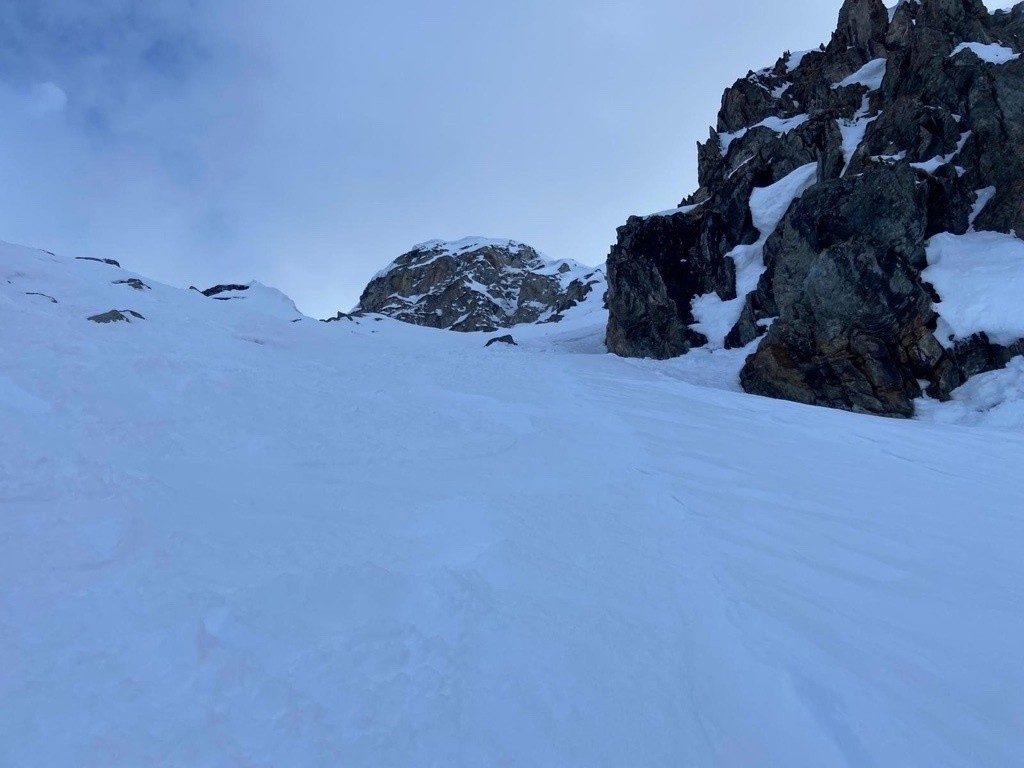 #5 tout proche du haut du couloir tout proche du haut du couloir