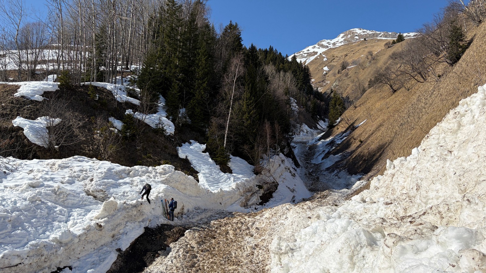 #8 un petit aperçu de l un petit aperçu de l'une des avalanches