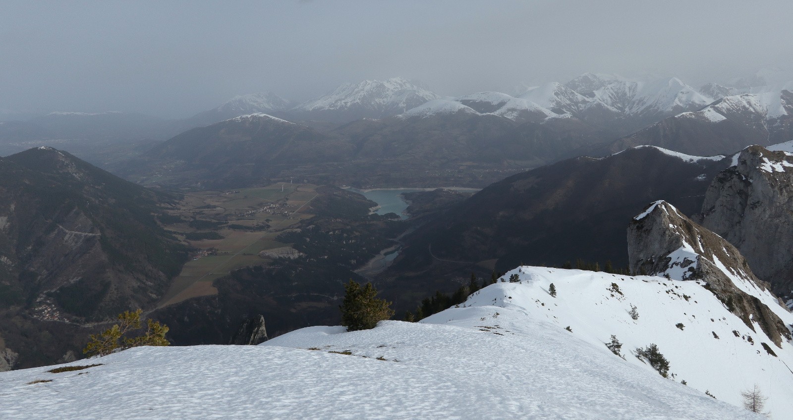 Le plateau de Pellafol et le Lac du Sautet&nbsp;