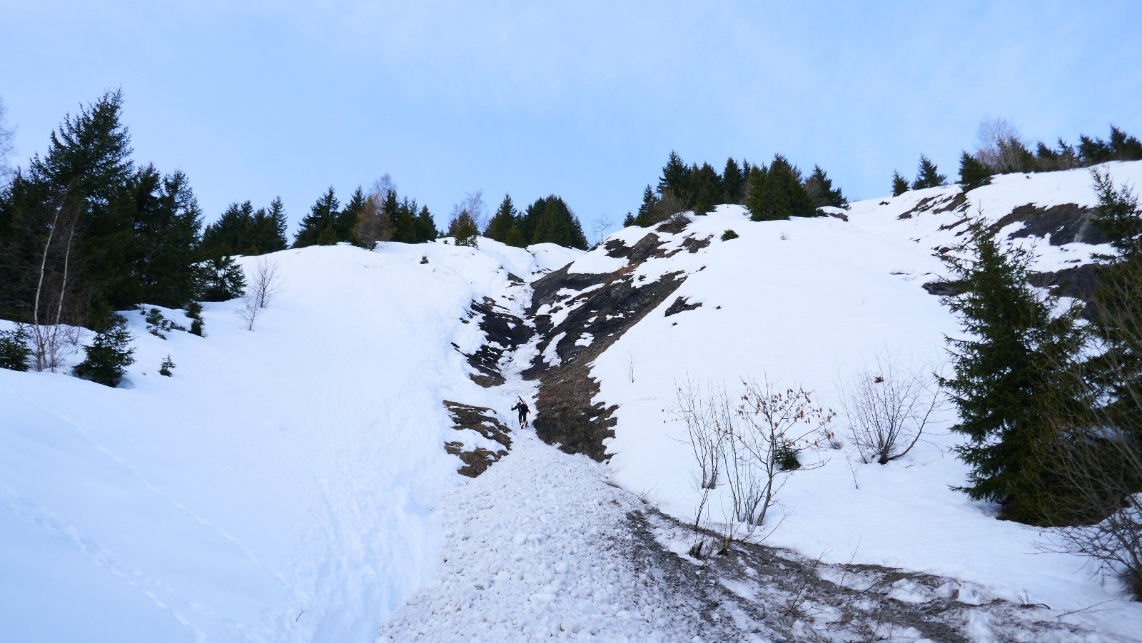 Tel Don Quichotte face aux moulins...