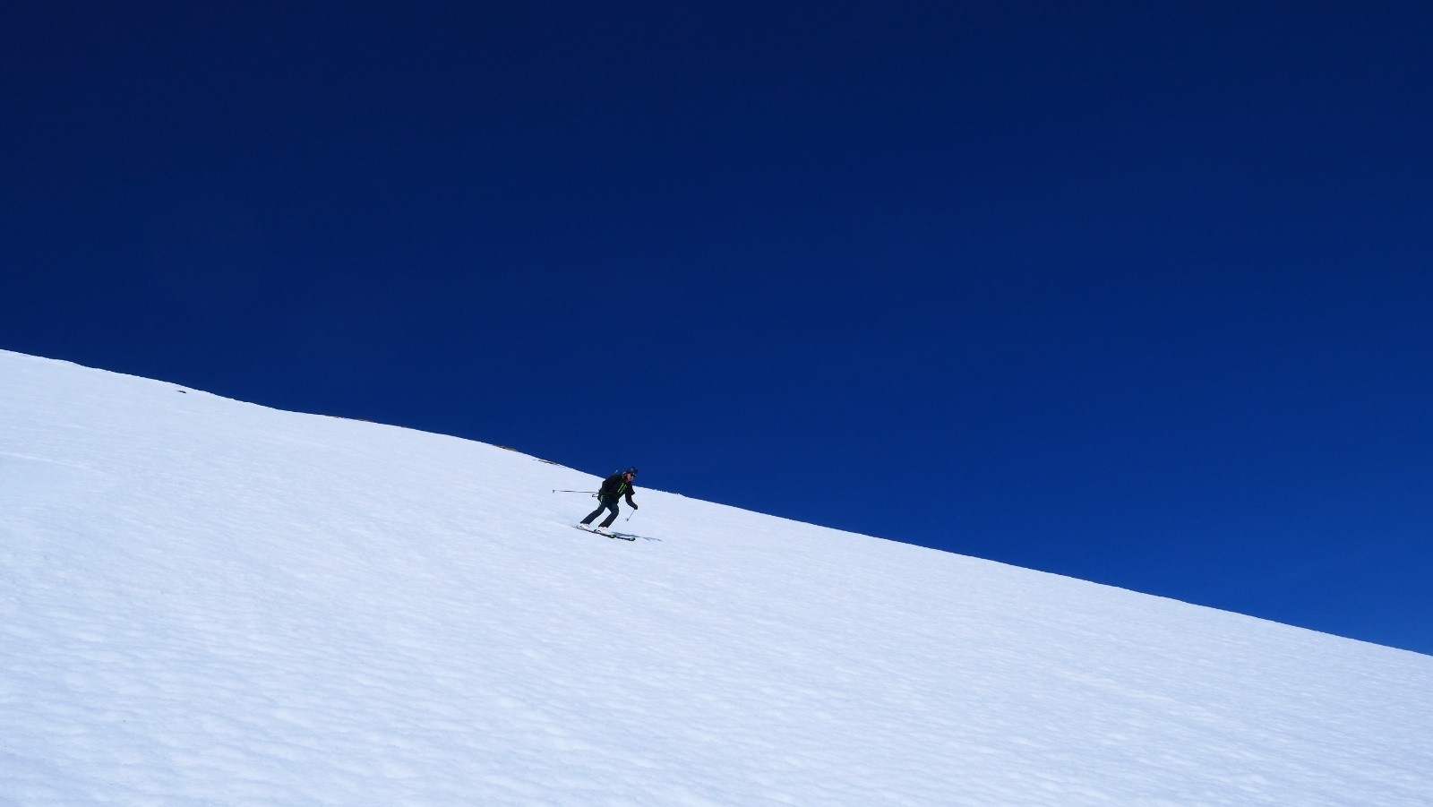 Eric fume la moquette...
