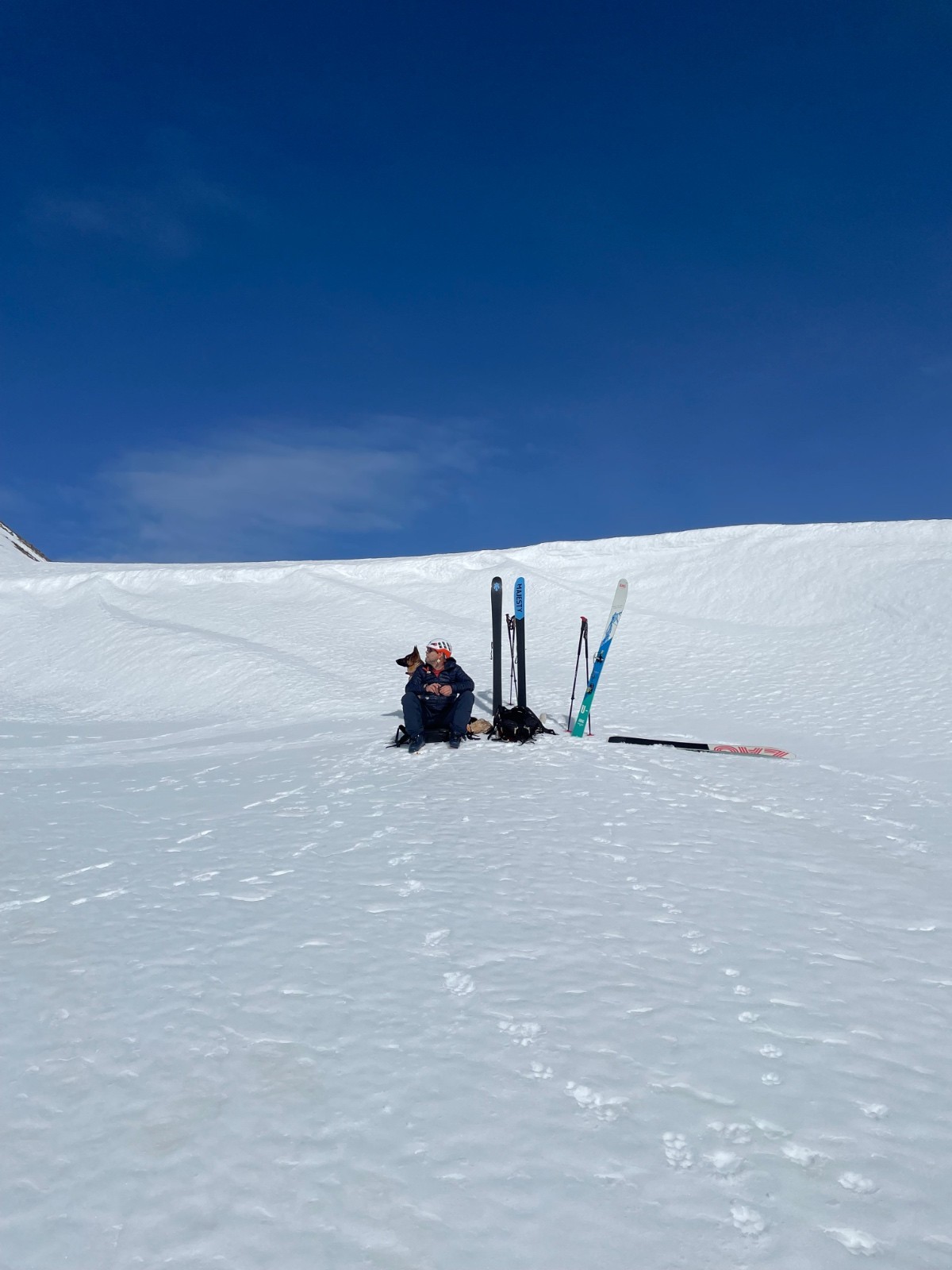 &nbsp;Pique nique au soleil au pied de la Pyramide