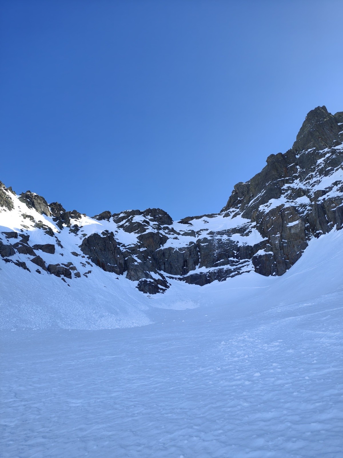 #1 Combe suspendue et 1er rappel Combe suspendue et 1er rappel