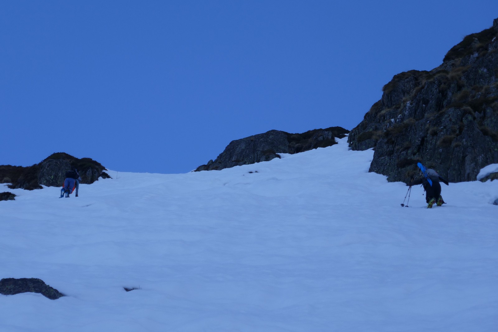 #6 Neige dure = cramponnage Neige dure = cramponnage