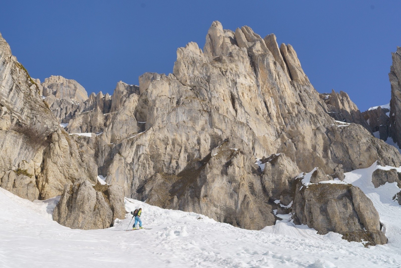 #3 sous les orgues dévoluards en bas de la Fuvelle sous les orgues dévoluards en bas de la Fuvelle