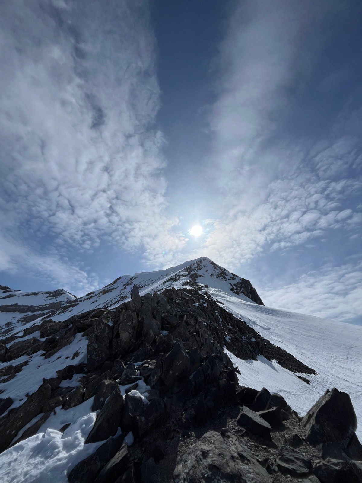 #2 sur la crête à l sur la crête à l'ouest du sommet