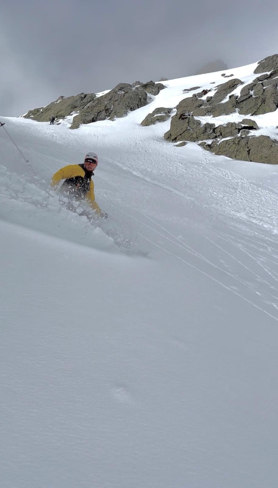 #1 Descente dans une neige déjà changeante Descente dans une neige déjà changeante