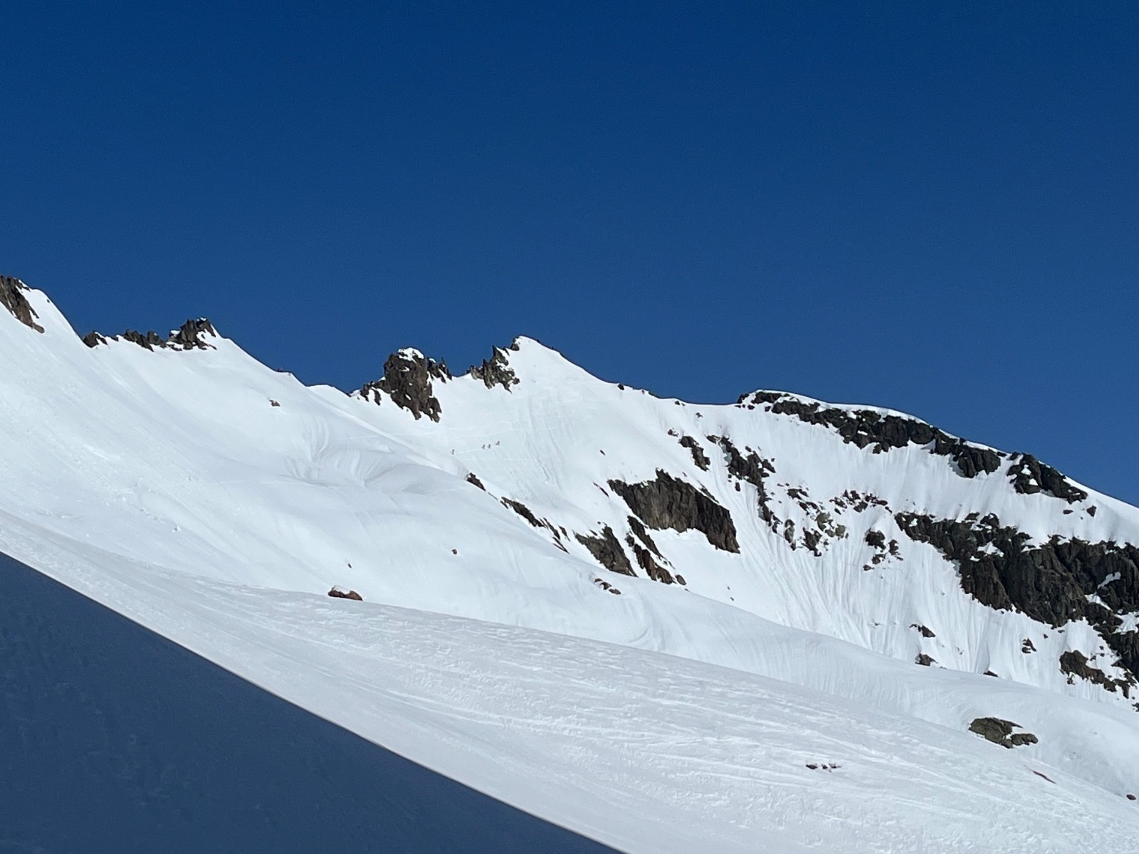 J2: Les copains traversent vers le Charmet&nbsp;