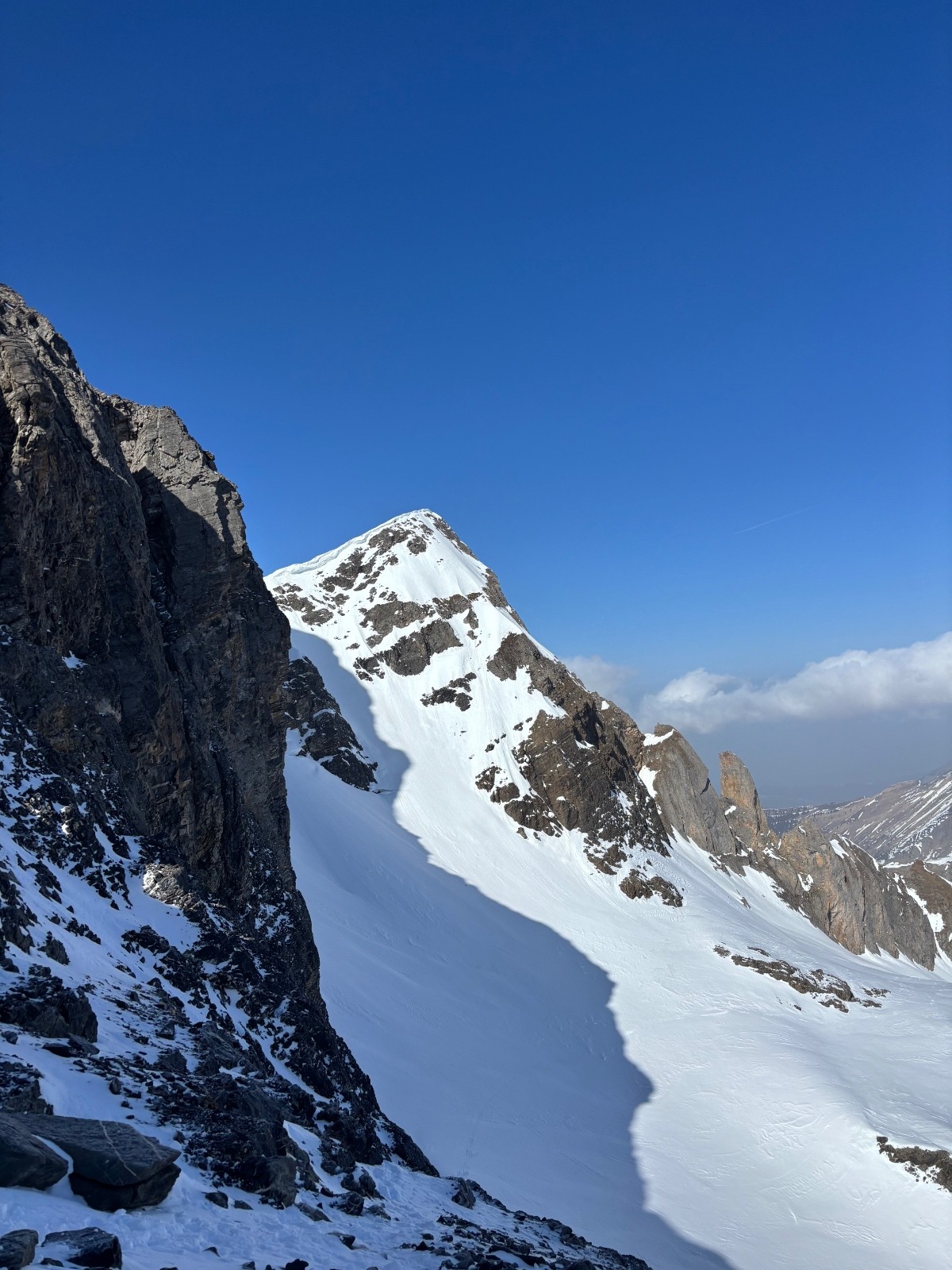 &nbsp;Le Hasenstöck à droite. Descente alternative pour court-circuiter le Ruchstock