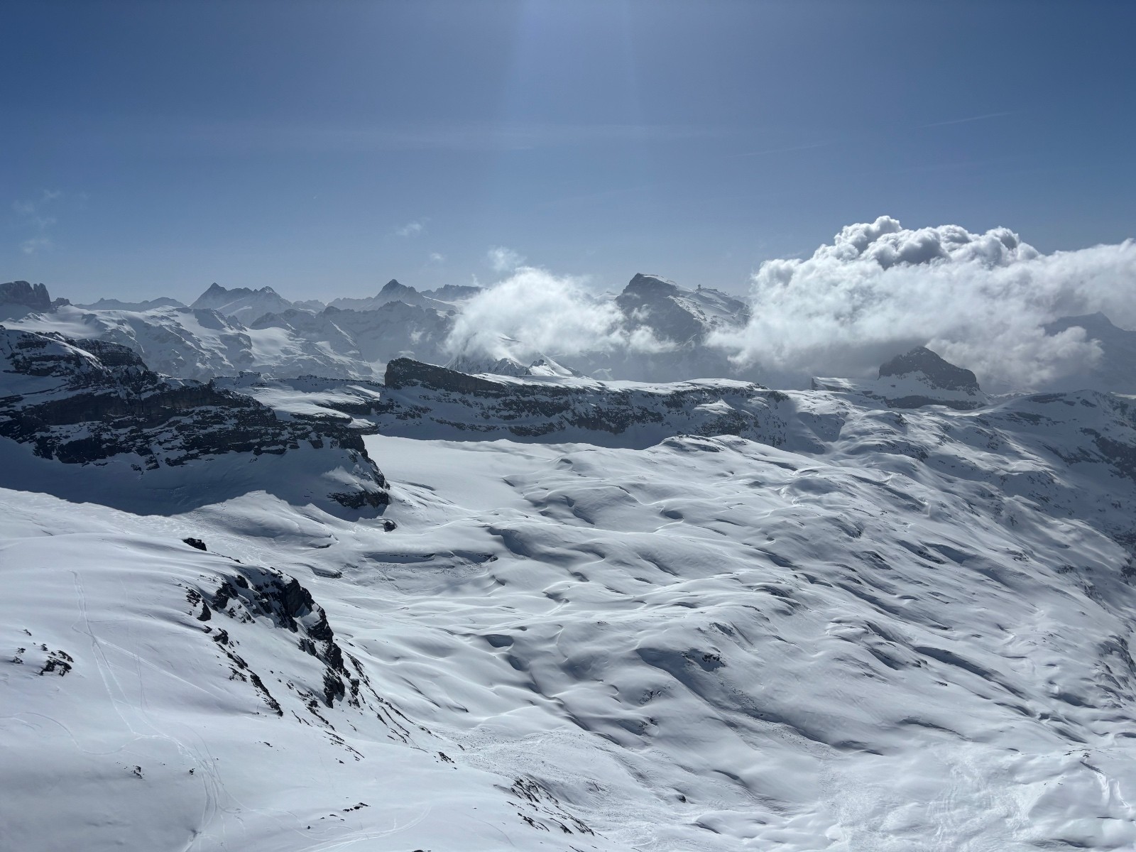 &nbsp;Leist et Wissberg au centre
