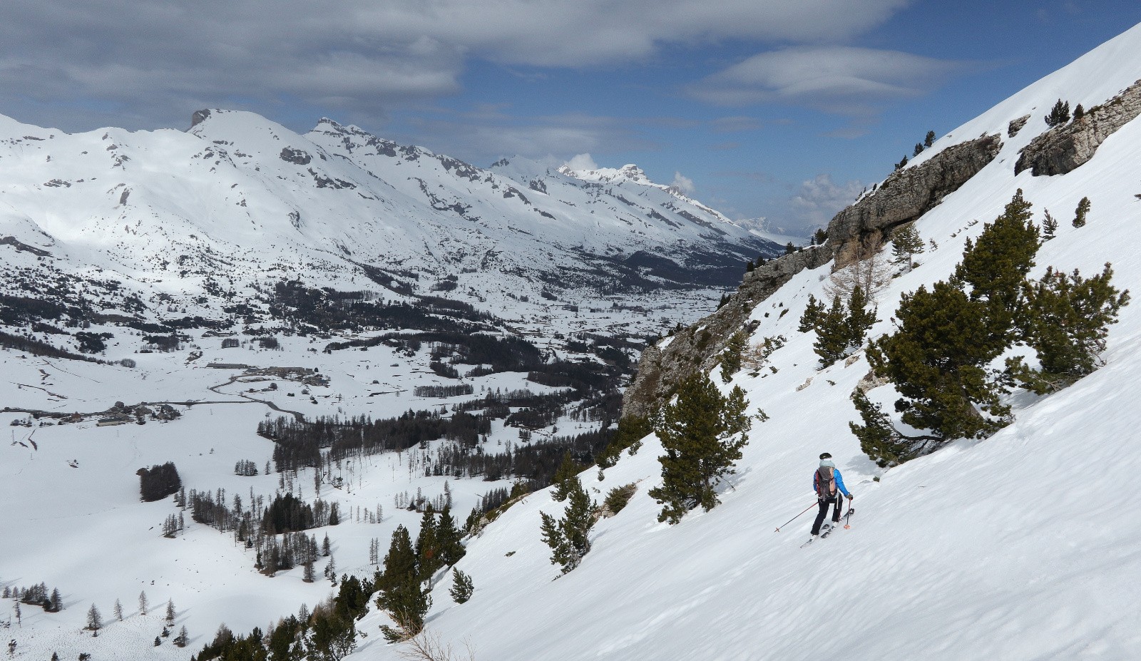 A mi-pente, en dessous de la partie raide