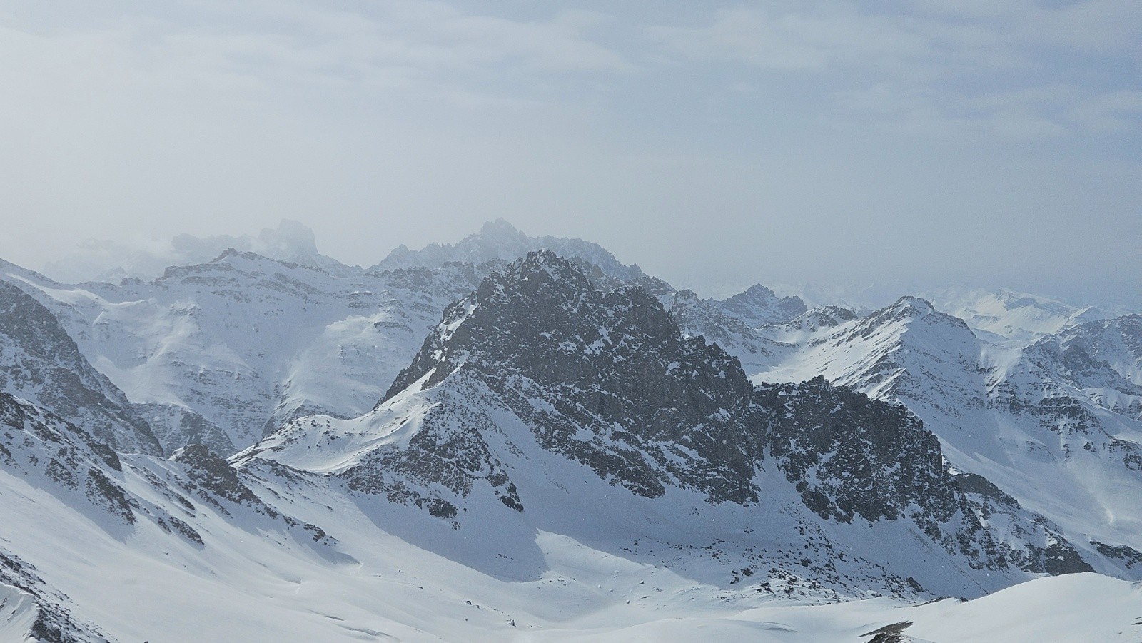 Chambeyron dans la brume&nbsp;