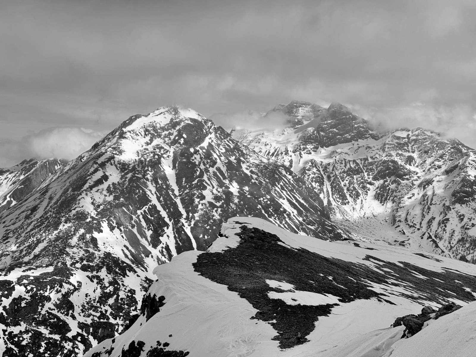 &nbsp;Hübschhorn (bien dégarni) et Braithorn du Simplon