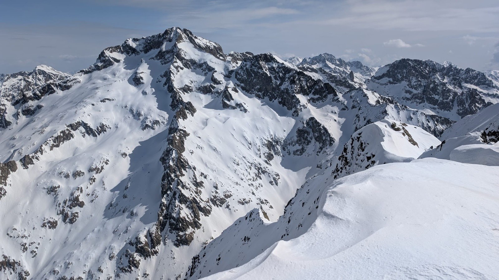 Gélas depuis la cime des Gaïsses