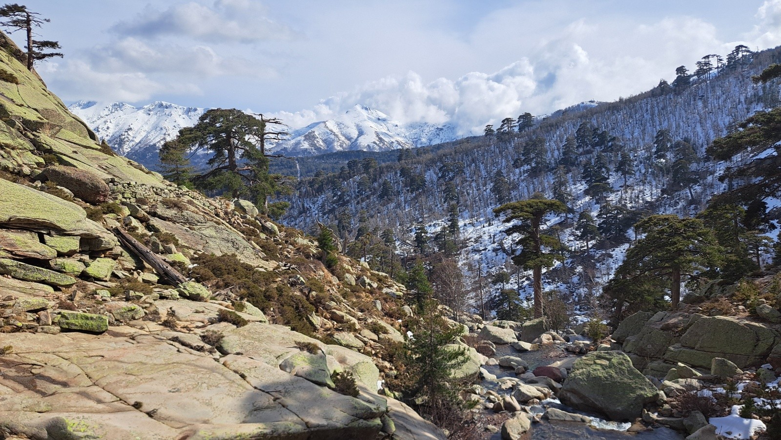 &nbsp;Portage direction le col de Verghio