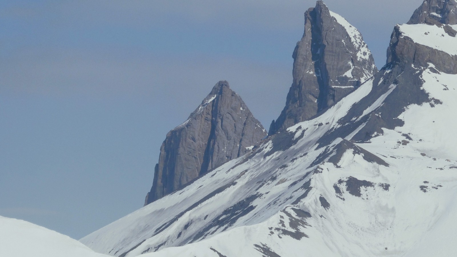 &nbsp;Apparition des Aig d’Arves (dédicace aux Mauriennais)