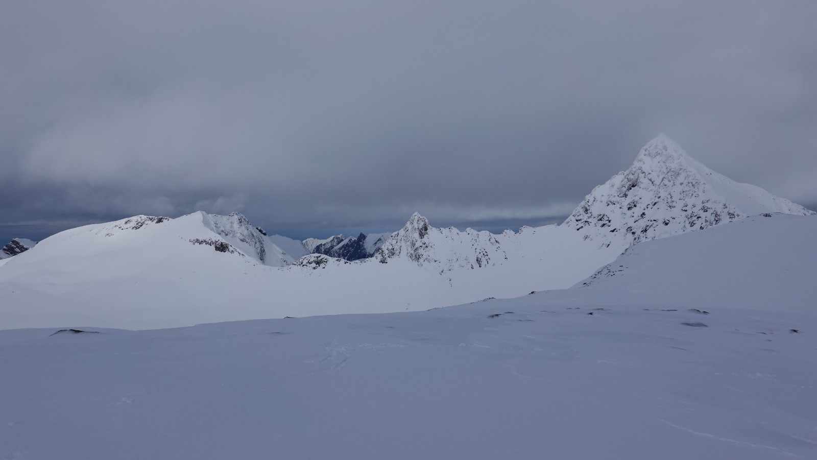 Panorama sur le Litlemoa et le Stormoa