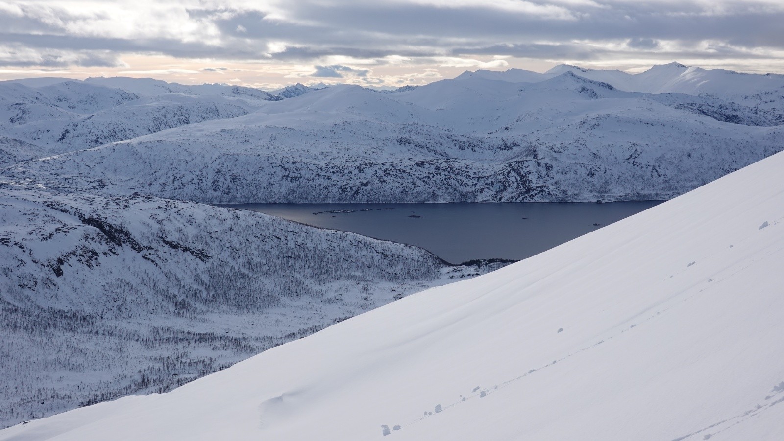 Le ciel se dégage sur le Straumsbotn