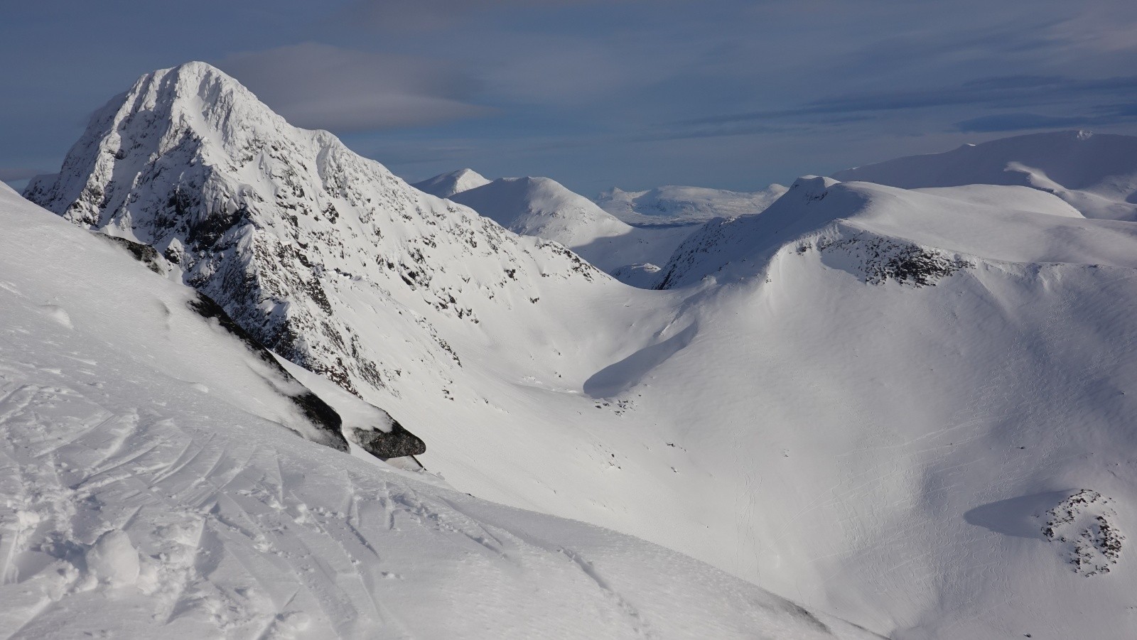 Panorama sur le Stormoa et l'Istindan